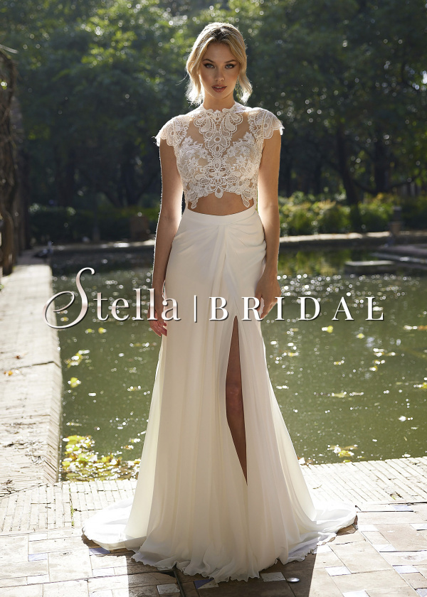 innocent_collection_iris_20012000_top_izzie_afront1_20012300_skirt_d3_2592_v2-1